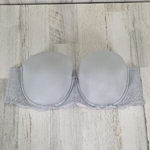 Torrid Light Gray Lace Bombshelle Everyday Strapless Lightly Lined Bra Size 44D